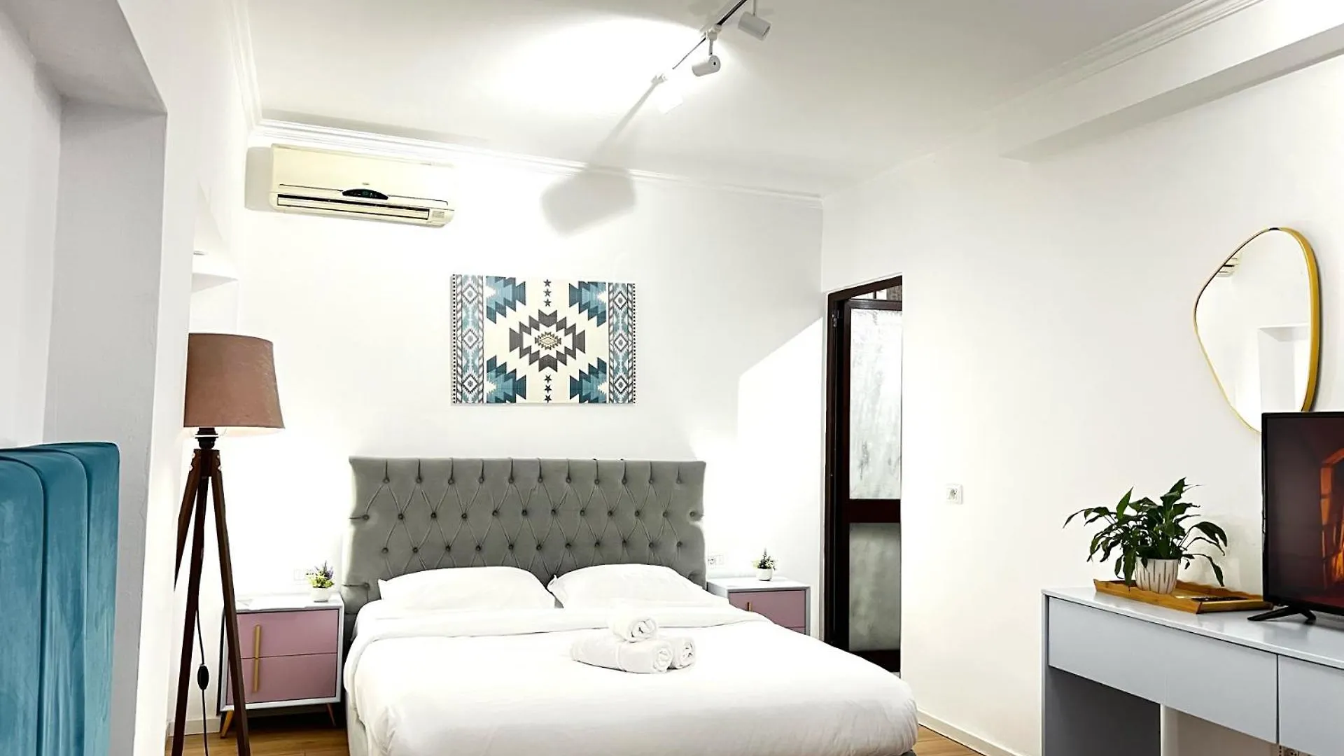 Tirana Square Hotel